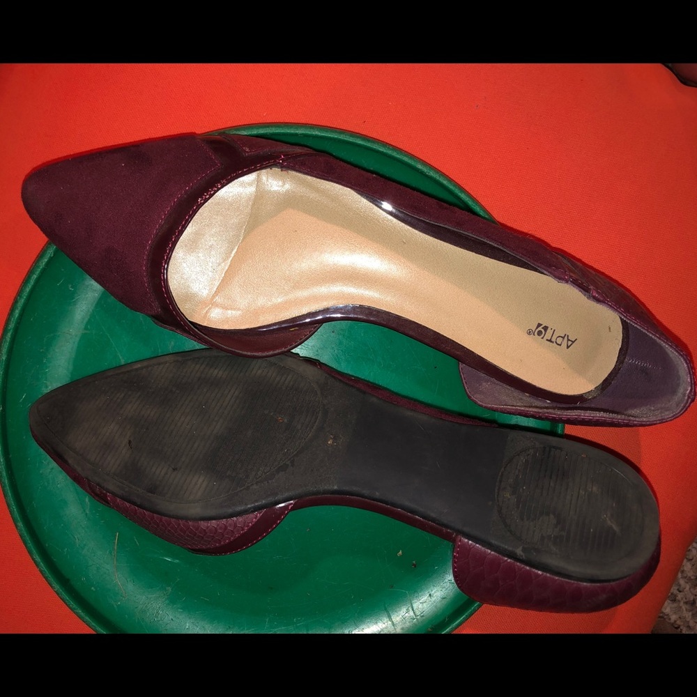 Apt. 9 flats D'Orsay detail size 9